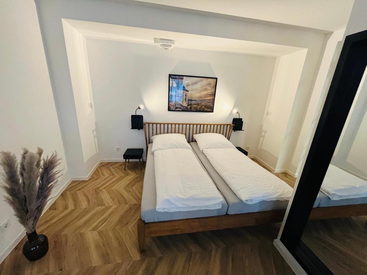 Ferienwohnungen An Der Salvatorkirche - Exklusiv-Apartments Mit Terrasse Coburg Ngoại thất bức ảnh